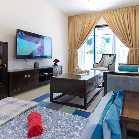A Cozy & Comfy Suasana Suites In Τζόχορ Μπάχρου Εξωτερικό φωτογραφία